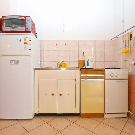 Petar 1306 Apartman Barbariga