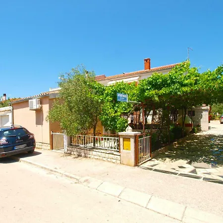 Apartment Petar 1306 *