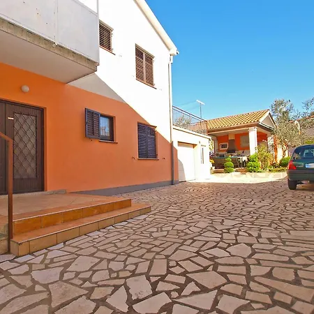 Apartment Petar 1306 *