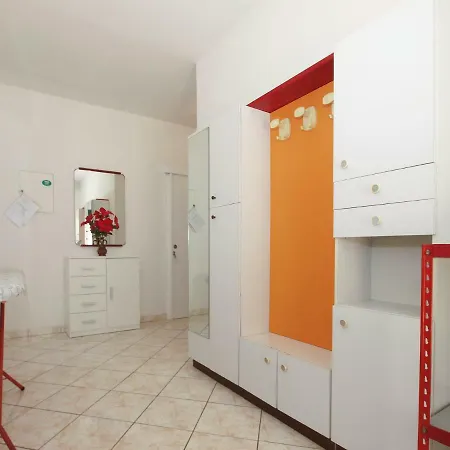 Petar 1306 Apartment Barbariga